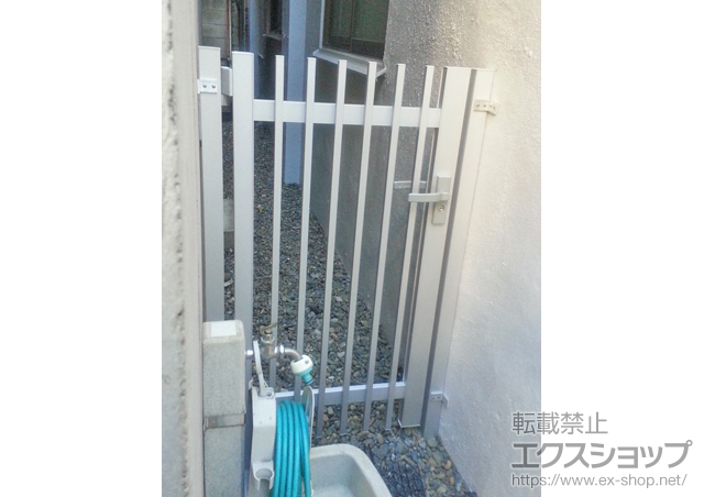 東京都文京区のの門扉 アーキカットAタイプ 片開き　埋込施工用柱使用 施工例