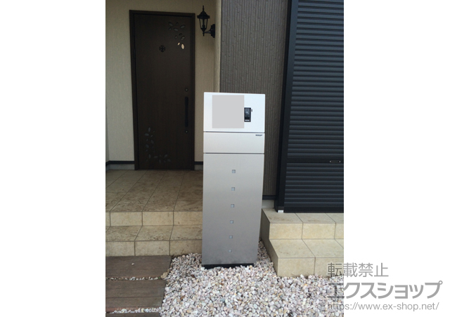 茨城県つくば市のの機能門柱・ポスト ステイム Aタイプ 座面なし＋表札ガラスタイプ 施工例