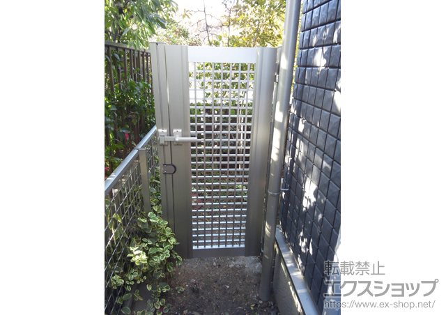 愛知県みよし市のの門扉 エクスライン門扉3型 片開き　門柱使用 施工例