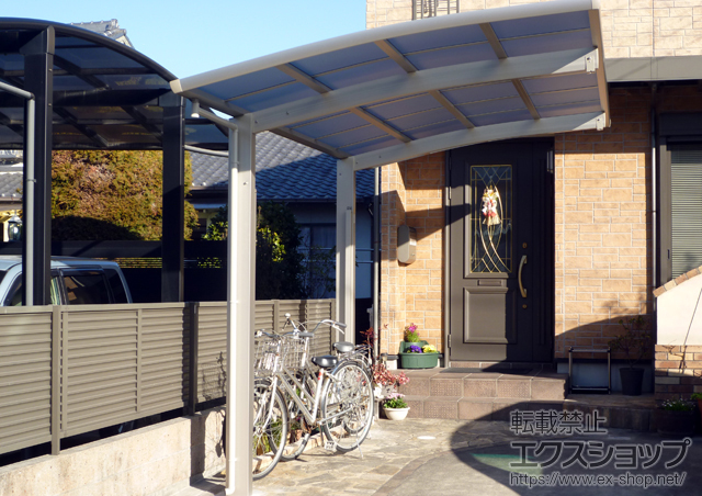 愛知県半田市ののカーポート レイナポートグランZ　積雪〜20cm対応＋着脱式サポート2本入 施工例