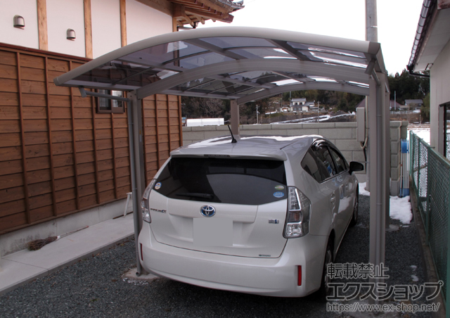 福島県双葉郡広野町ののカーポート レイナワンポートグラン　積雪〜20cm対応＋屋根ふき材補強部品 施工例