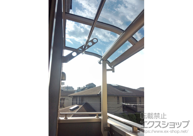 東京都江戸川区ののバルコニー・ベランダ屋根 ヴェクターテラス R型 屋根タイプ 単体 積雪〜20cm対応 施工例