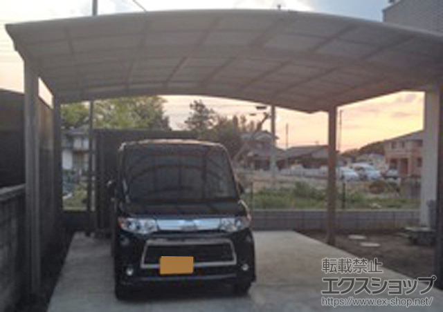 埼玉県鴻巣市のLIXIL リクシル（トステム）のカーポート カーブポートシグマIII ワイド 積雪〜20cm対応 施工例