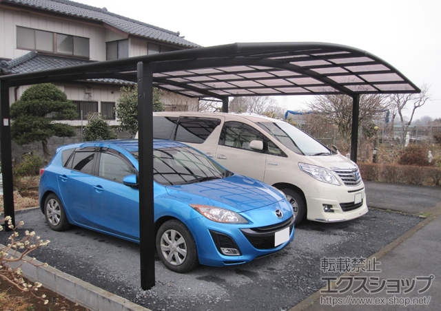 茨城県下妻市のLIXIL リクシル（トステム）のカーポート カーブポートシグマIII ワイド 積雪〜20cm対応 施工例