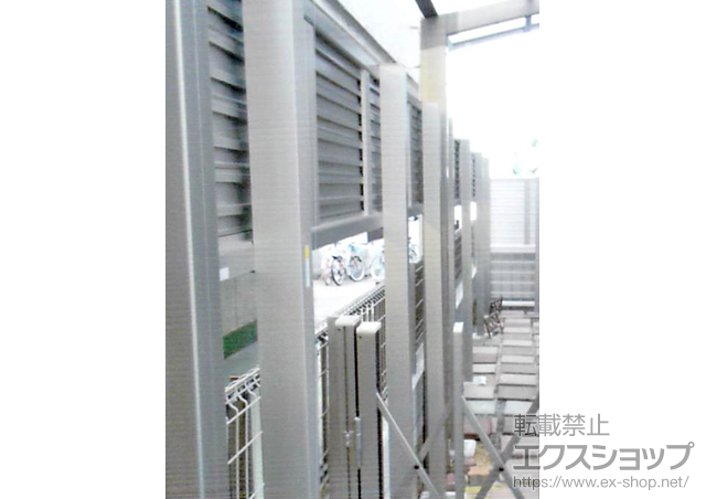 東京都足立区ののフェンス・柵 エクスラインフェンス7型 自由柱 ＜2段支柱/自立建て用＞ 施工例