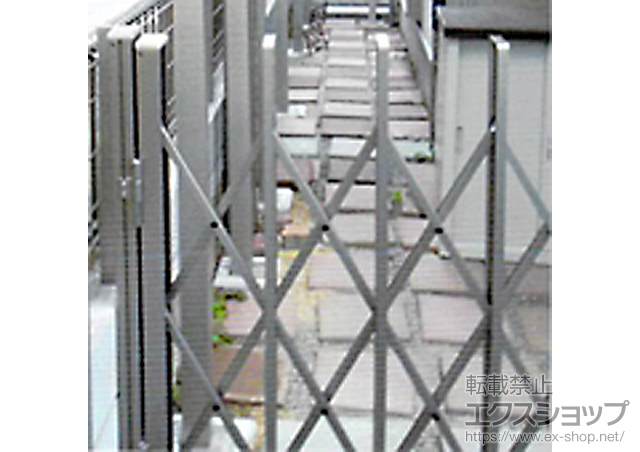 東京都足立区ののカーゲート トリップゲート RA型 ノンレール 片開き?21S 施工例