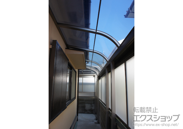 兵庫県赤穂市のLIXIL リクシル（トステム）のテラス屋根 ライザーテラスII R型 テラスタイプ 単体 積雪〜20cm対応 施工例