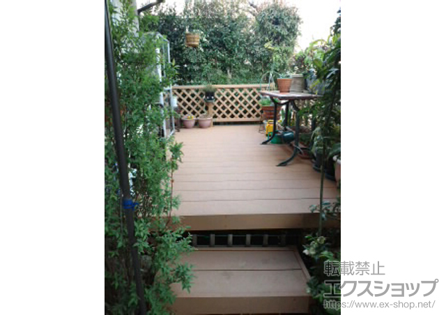 東京都西東京市ののウッドデッキ リウッドデッキ200＋独立式リウッドステップ2型＋リウッドデッキフェンス2型 ＜ラチス格子＞ 施工例