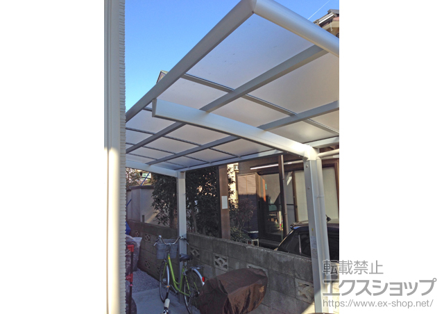 東京都立川市ののカーポート カムフィNex R 積雪〜20cm対応 施工例