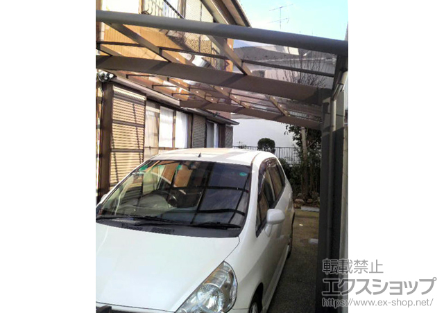 東京都世田谷区のLIXIL リクシル（トステム）のカーポート カーブポートシグマIII 積雪〜20cm対応 施工例