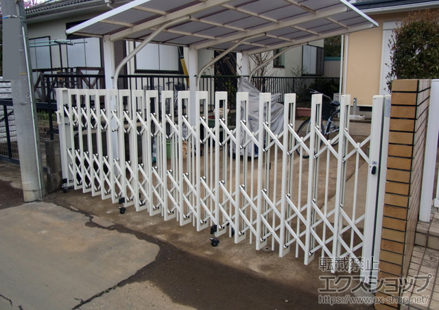 千葉県柏市ののカーゲート アルシャインII PG型R(ペットガード) Aタイプ ノンレール 片開き 施工例