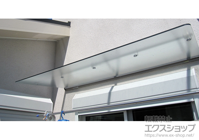 東京都狛江市のLIXIL リクシル（トステム）のオーニング・日よけ クリアルーフ 単体タイプ 施工例