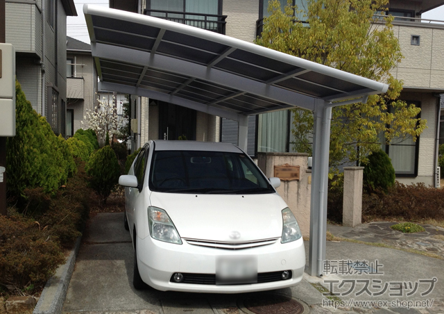 福島県いわき市のLIXIL リクシル（トステム）のカーポート レグナスポートシグマIII 積雪〜30cm対応 施工例