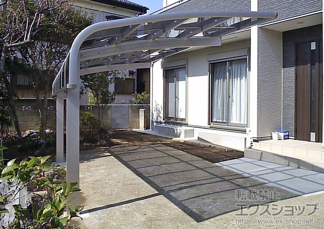 埼玉県草加市ののカーポート レイナキャップポート 積雪〜20cm対応 施工例