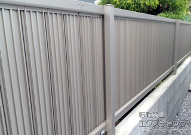 東京都練馬区ののフェンス・柵 エクスラインフェンス8型 自由柱施工 施工例