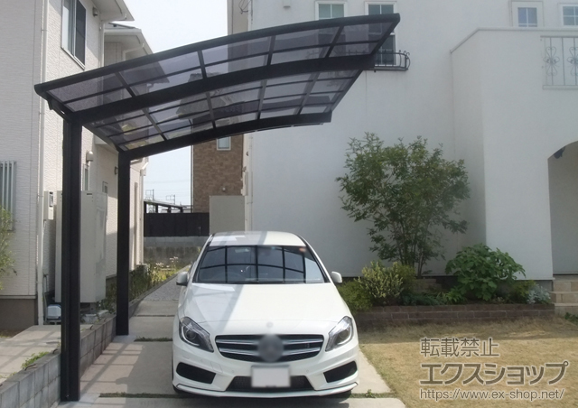 埼玉県川越市のLIXIL リクシル（トステム）のカーポート カーブポートシグマIII 積雪〜30cm対応 施工例