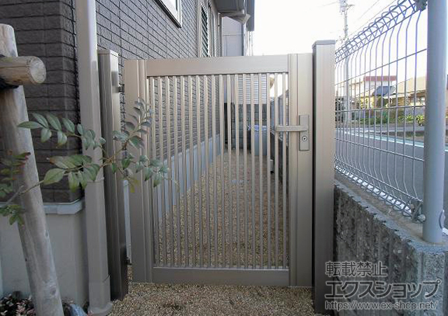 愛媛県伊予郡松前町のの門扉 プリレオ R2型 片開き 施工例