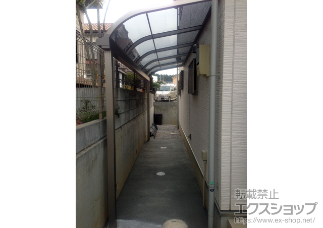 東京都町田市のLIXIL リクシル（トステム）のテラス屋根 ライザーテラスII R型 テラスタイプ 単体 積雪〜20cm対応 施工例