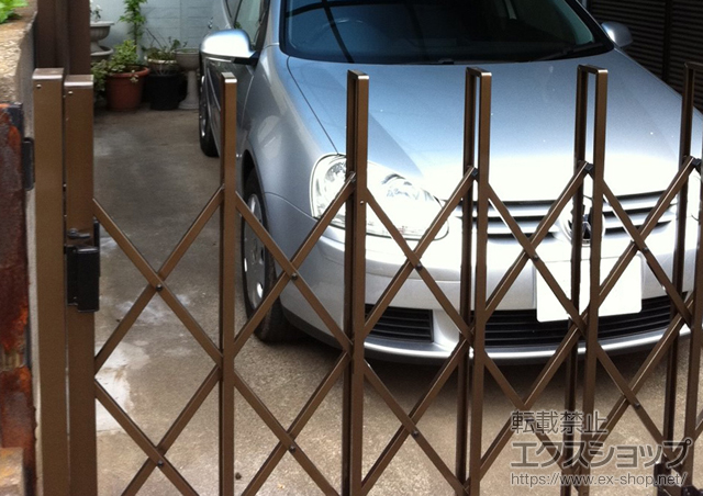 埼玉県川越市ののカーゲート トリップゲート PA型 ノンレール 片開き 施工例