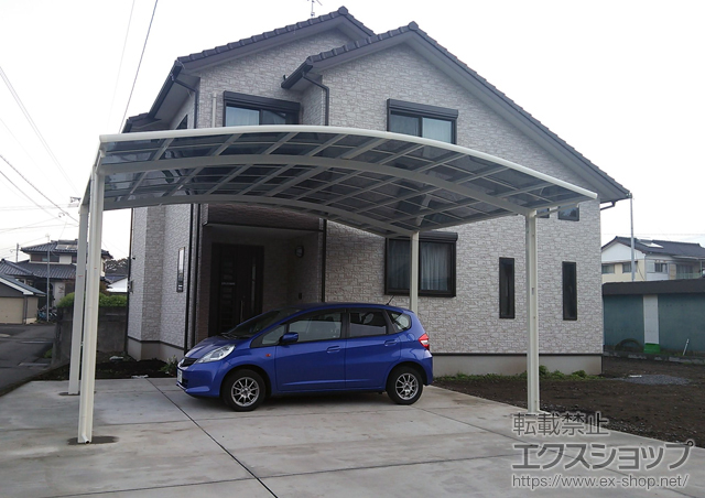 宮崎県都城市のLIXIL リクシル（トステム）のカーポート カーブポートシグマIII ワイド 積雪〜20cm対応 施工例