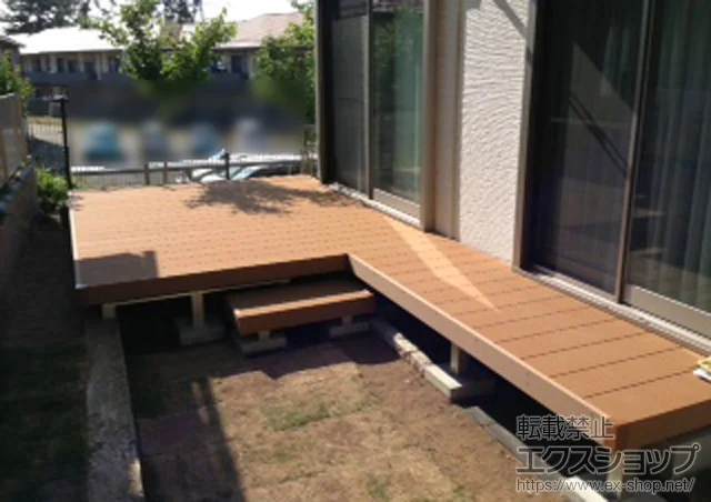 千葉県船橋市のYKKAPのウッドデッキ リウッドデッキ 200 +独立式リウッドステップ2型 施工例