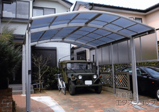 東京都東村山市ののカーポート レイナツインポート 積雪〜20cm対応＋レイナツインポート用　サイドパネル 施工例