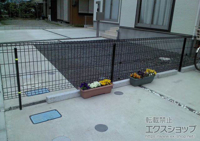 愛知県稲沢市ののフェンス・柵 スチールメッシュフェンス EMF1F型 自由支柱タイプ 施工例