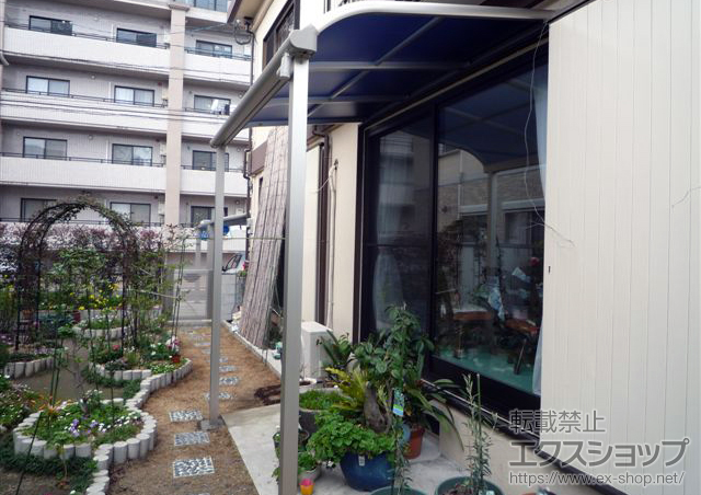 鹿児島県鹿児島市ののテラス屋根 プレシオステラス R型 テラスタイプ 単体 積雪〜20cm対応 施工例