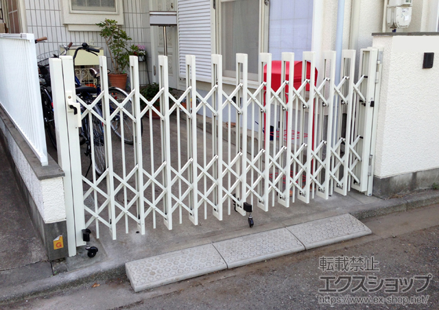 東京都西東京市ののカーゲート アルシャインII PG型R(ペットガード) Aタイプ ノンレール 片開き 270S 施工例