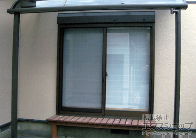 鹿児島県鹿児島市のLIXIL リクシル（トステム）のテラス屋根 ライザーテラスII R型 テラスタイプ 単体 積雪〜20cm対応 施工例