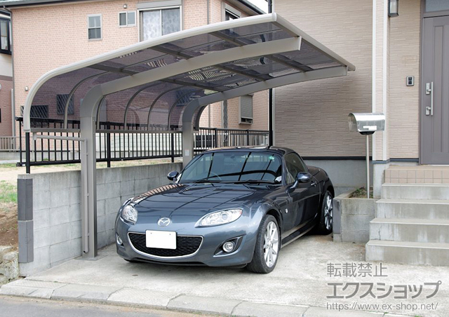 茨城県つくば市のLIXIL リクシル（トステム）のカーポート テールポートシグマIII 積雪〜20cm対応 施工例