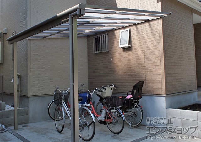 埼玉県戸田市のLIXIL リクシル（トステム）のテラス屋根 ライザーテラスII F型 テラスタイプ 単体 積雪〜20cm対応 施工例