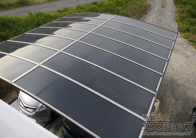 和歌山県伊都郡かつらぎ町のLIXIL リクシル（トステム）のカーポート カーブポートシグマIII ワイド 積雪〜20cm対応 施工例