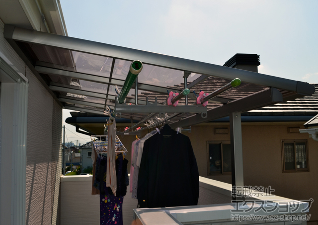 千葉県松戸市のLIXIL リクシル（トステム）のバルコニー・ベランダ屋根 パワーアルファ F型 屋根タイプ 単体 積雪〜30cm対応 施工例