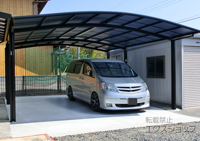 三重県いなべ市のLIXIL リクシル（トステム）のカーポート カーブポートシグマIII ワイド 延長 積雪〜30cm対応 施工例
