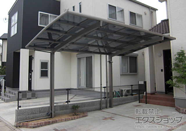 和歌山県和歌山市のLIXIL リクシル（トステム）のカーポート カーブポートシグマIII 積雪〜30cm対応+カーブポートシグマIII 着脱式サポート　 施工例