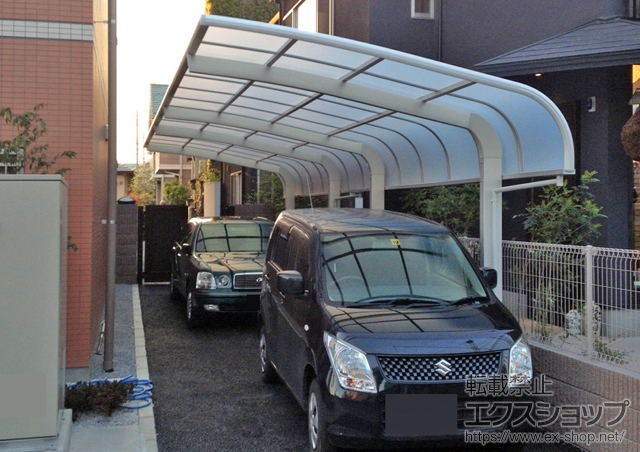 埼玉県春日部市のLIXIL リクシル（トステム）のカーポート テールポートシグマIII 縦連棟 積雪〜30cm対応 施工例