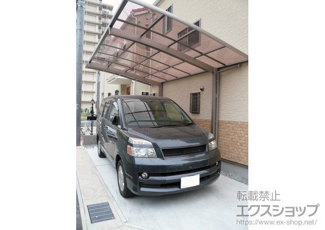 兵庫県伊丹市のLIXIL リクシル（トステム）のカーポート カーブポートシグマIII 積雪〜20cm対応 施工例