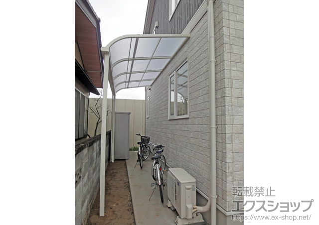 福島県相馬市のLIXIL リクシル（トステム）のテラス屋根 ライザーテラスII R型 テラスタイプ 単体 積雪〜20cm対応 施工例