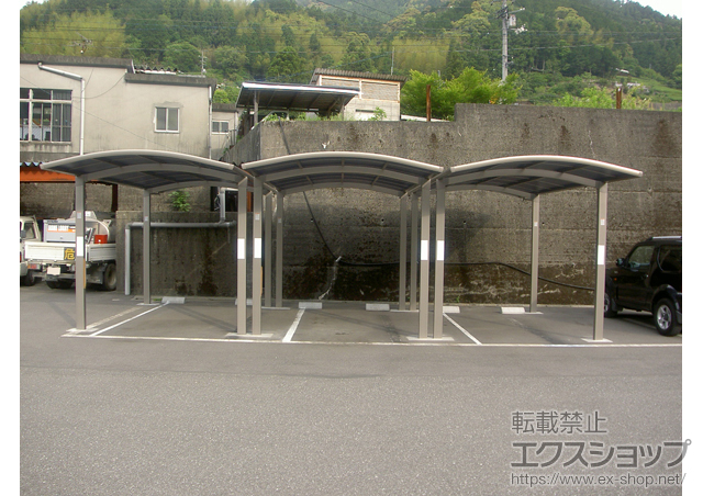 高知県吾川郡仁淀川町のLIXIL リクシル（トステム）のカーポート カルエードシグマIII 積雪〜30cm対応 施工例