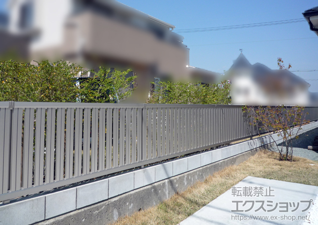 兵庫県川西市ののフェンス・柵 エクスラインフェンス22型 自由柱タイプ 施工例