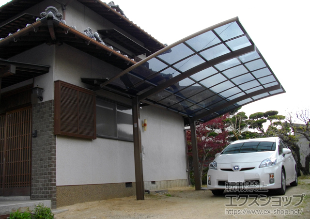 岡山県岡山市のLIXIL リクシル（トステム）のカーポート カーブポートシグマIII 積雪〜20cm対応 施工例