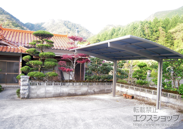 山口県美祢市のLIXIL リクシル（トステム）のカーポート カーブポートシグマIII 積雪〜20cm対応 施工例