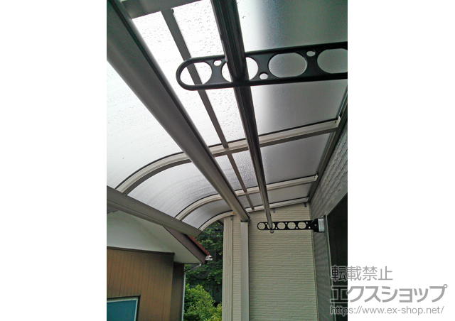 東京都小金井市ののバルコニー・ベランダ屋根 ヴェクターテラス R型 屋根タイプ 単体 積雪〜20cm対応 施工例