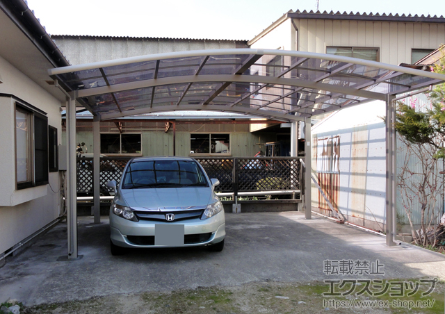 長野県北安曇郡松川村のLIXIL リクシル（トステム）のカーポート カーブポートシグマIII ワイド 積雪〜20cm対応 施工例