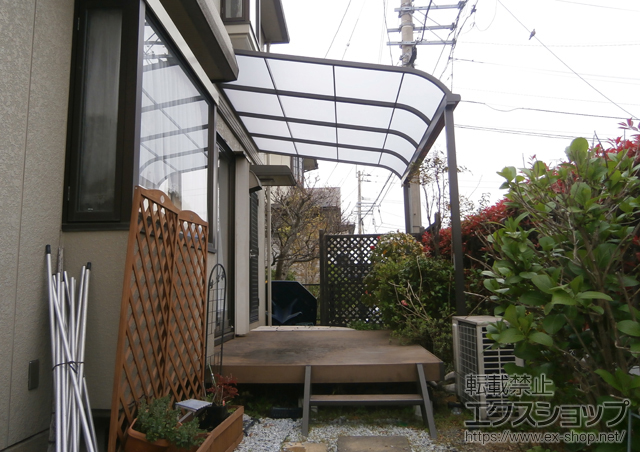 福岡県北九州市のLIXIL リクシル（トステム）のテラス屋根 ライザーテラスII R型 テラスタイプ 単体 積雪〜20cm対応 施工例