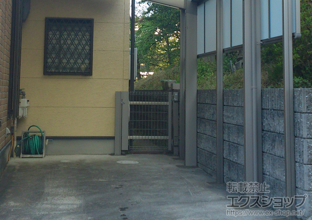 兵庫県宝塚市のLIXIL リクシル(TOEX)門扉施工例(ハイグリッド門扉NF1型 片開き 柱使用:15999913-1)