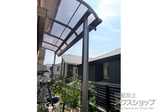 奈良県生駒市のLIXIL リクシル（トステム）のテラス屋根 ライザーテラスII R型 テラスタイプ 単体 積雪〜20cm対応 施工例