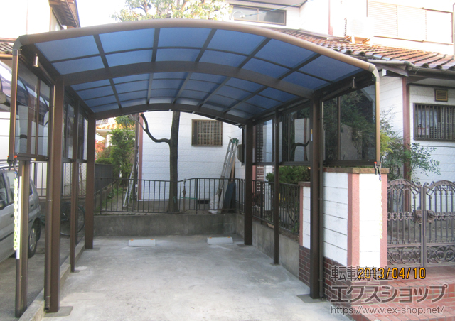 愛知県半田市ののカーポート レイナワンポートグラン 積雪〜20cm対応＋レイナワンポートグラン用 サイドパネル 施工例