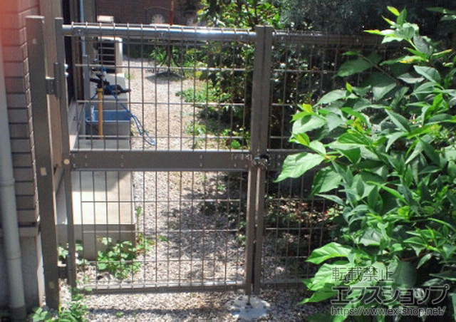 東京都小金井市のの門扉 ハイグリッド門扉N8型 両開き 柱使用 施工例